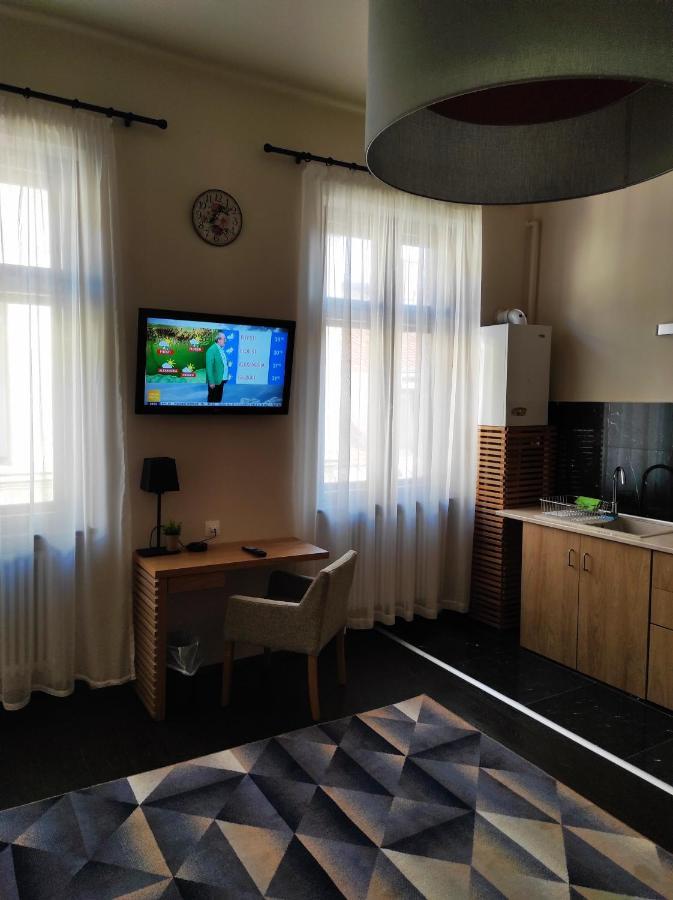 Robi Studio Braşov Exteriör bild